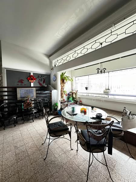 Pasir Panjang Court, 27 Pasir Panjang Close, 4 Bedrooms, 1,345 sqft, Apartment For Sale, by Audrie Poh, 25496135 - PropertyGuru.com.sg