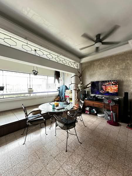 Pasir Panjang Court, 27 Pasir Panjang Close, 4 Bedrooms, 1,345 sqft, Apartment For Sale, by Audrie Poh, 25496135 - PropertyGuru.com.sg