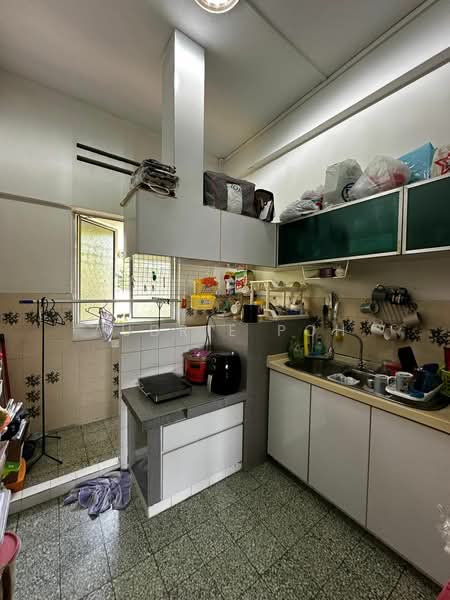 Pasir Panjang Court, 27 Pasir Panjang Close, 4 Bedrooms, 1,345 sqft, Apartment For Sale, by Audrie Poh, 25496135 - PropertyGuru.com.sg