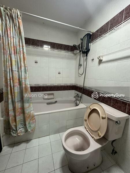 For Rent - Villa De West