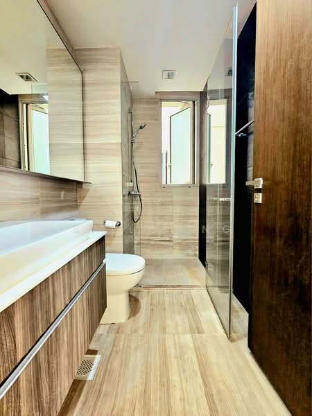 eCO, 263 Bedok South Avenue 3, 3 Bedrooms, 1,023 sqft, Condominium For Rent, by Sally Ong, 25496690 - Common Bathroom - PropertyGuru.com.sg