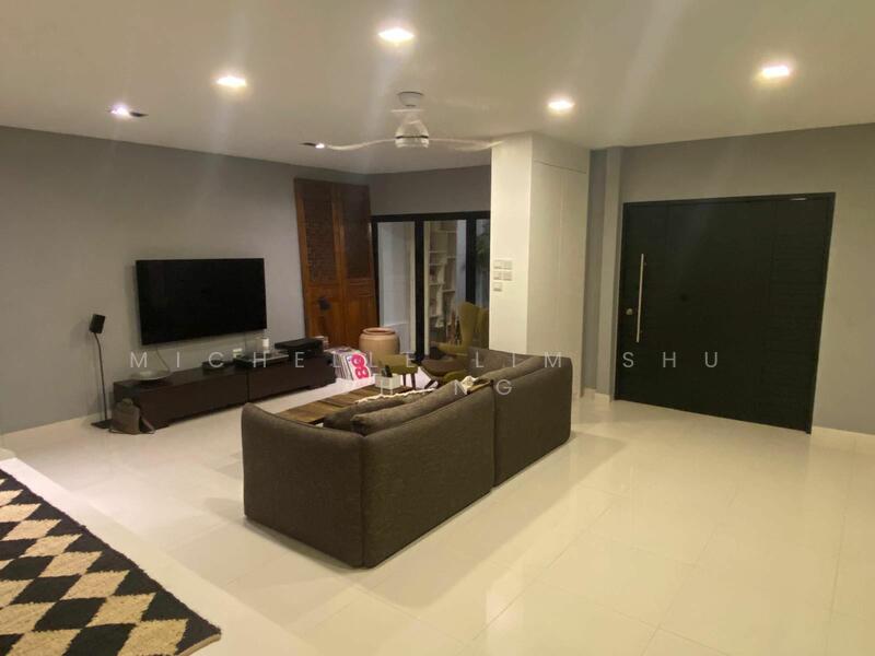 Limau estate charming SD Pool, Jalan Limau Bali, 5 Bedrooms, 3,800 sqft, Semi-Detached House For Sale, by Michelle Lim Shu Ching, 25496951 - PropertyGuru.com.sg