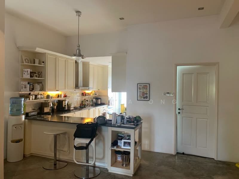 Open concept kitchen 