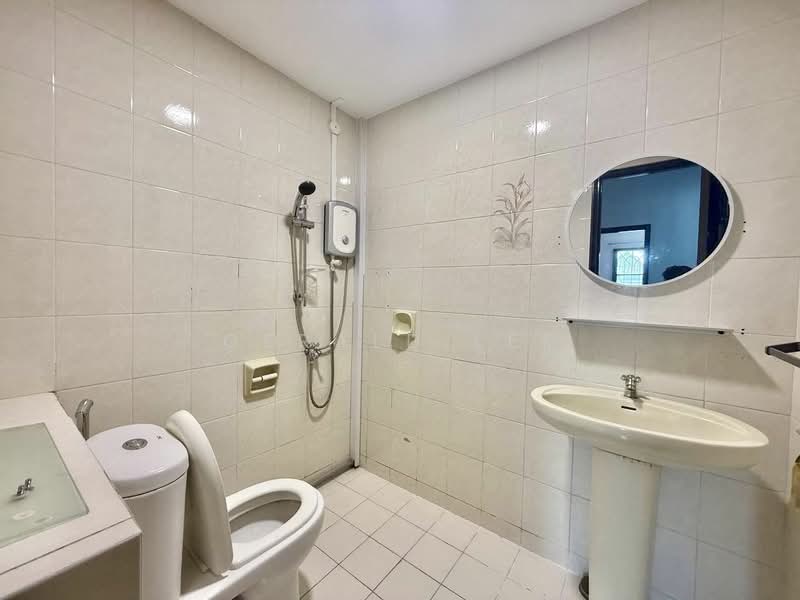 Avila Terrace, Mariam Way, 5 Bedrooms, 4,000 sqft, Terraced House For Rent, by Gerald Lee, 25497627 - PropertyGuru.com.sg