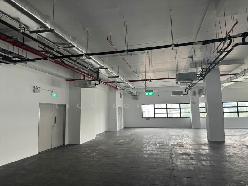 Office / showroom / warehouse for media / logistic / advance manufacturing @ Serangoon north, Serangoon north ave 5, 98,000 sqft, Food & Beverage For Rent, by Leow Kok Wee, 25497661 - CommercialGuru.com.sg