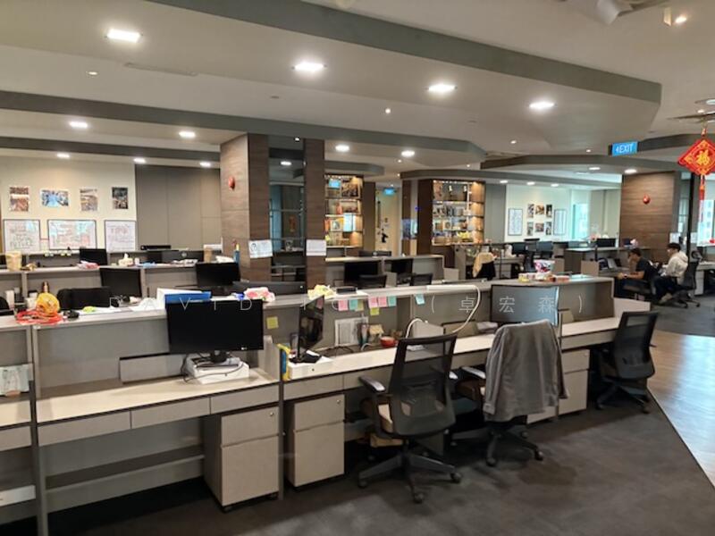 Exclusive Floor Fitted Office, Raffles Place, , 5,500 sqft, Office For Rent, by David Toh (卓宏森), 25497855 - CommercialGuru.com.sg