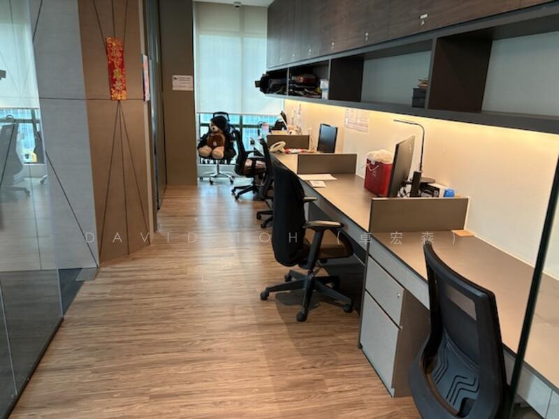 Exclusive Floor Fitted Office, Raffles Place, , 5,500 sqft, Office For Rent, by David Toh (卓宏森), 25497855 - CommercialGuru.com.sg