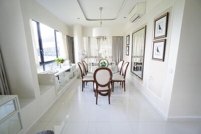 For Sale - The Interlace