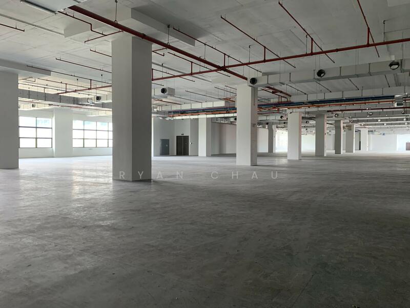 Air Con | Good Image | 6.8m High @ IMM Area, Near IMM, 52,000 sqft, Warehouse For Rent, by Ryan Chau, 25497998 - CommercialGuru.com.sg