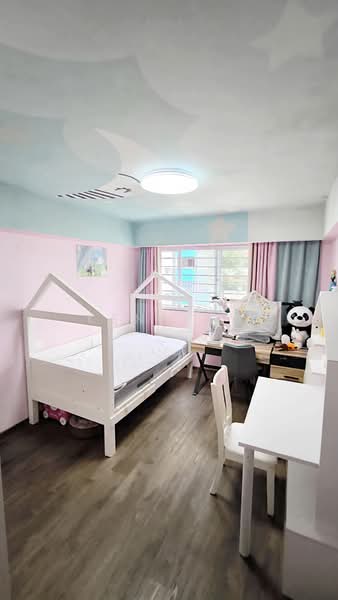240 Yishun Ring Road, 240 Yishun Ring Road, Room Rental, 150 sqft, HDB Flat For Rent, by Ken Tay, 25498024 - PropertyGuru.com.sg