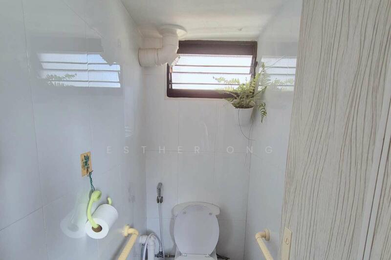 For Rent - 42 Bedok South Road