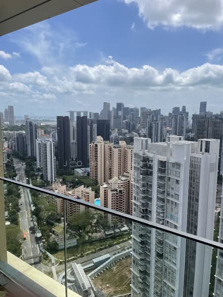 Irwell Hill Residences, 6 Irwell Hill, 3 Bedrooms, 861 sqft, Condominium For Rent, by John Ow, 25498394 - PropertyGuru.com.sg