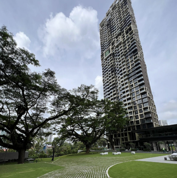 Irwell Hill Residences, 2 Irwell Hill, Orchard / River Valley, 2 Bedrooms, 667 sqft, Condominium For Rent, by Stella Thio, 25498536 - PropertyGuru.com.sg