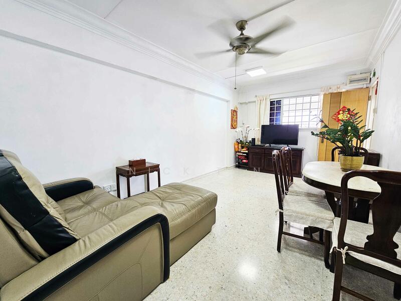 For Rent - 237 Tampines Street 21