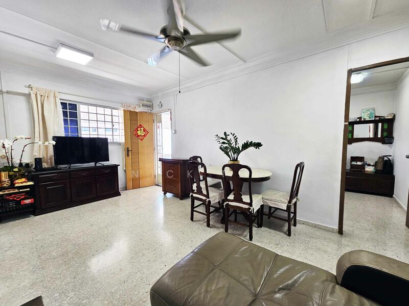 For Rent - 237 Tampines Street 21