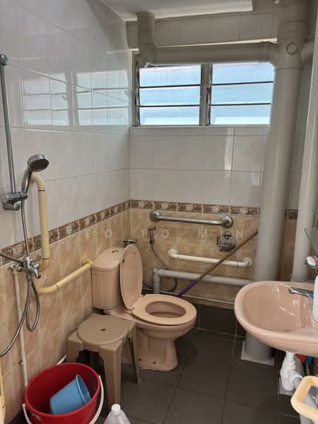 107 Tampines Street 11, 107 Tampines Street 11, 2 Bedrooms, 795 sqft, HDB Flat For Rent, by Yeo Po Min, 25499101 - PropertyGuru.com.sg