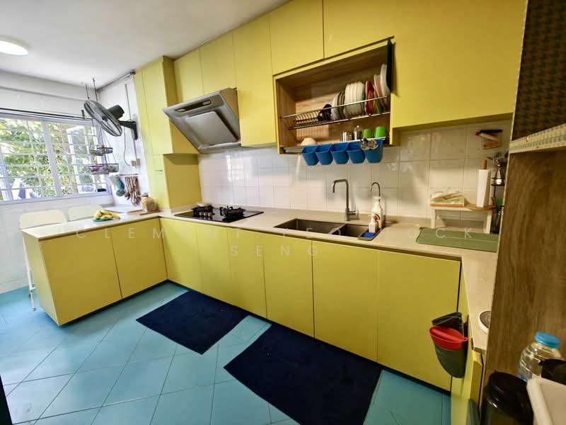 715 Bedok Reservoir Road HDB Flat For Sale at S$ 678,000 | PropertyGuru Singapore