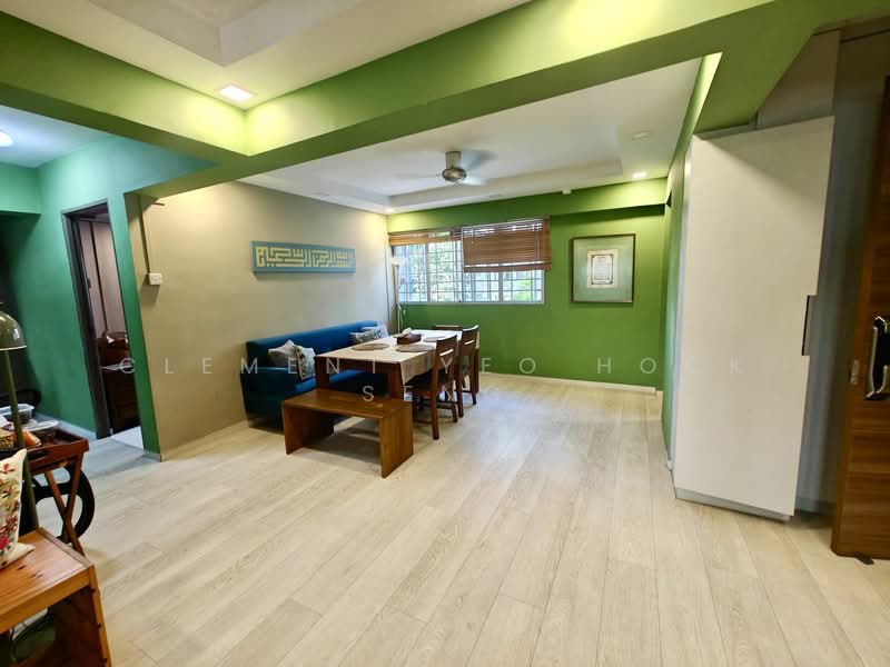 715 Bedok Reservoir Road HDB Flat For Sale at S$ 678,000 | PropertyGuru Singapore