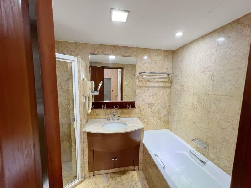 Rafflesia Condo, 31 Bishan Street 21, 3 Bedrooms, 1,216 sqft, Condominium For Rent, by Vernon Sun, 25499740 - Master bathroom - PropertyGuru.com.sg