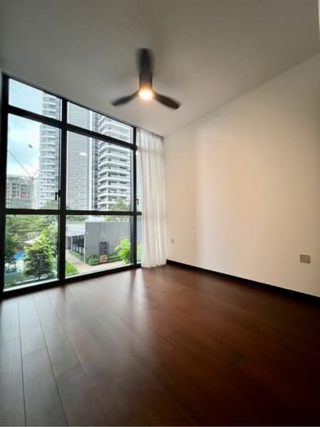Pullman Residences, 18 Dunearn Road, 2 Bedrooms, 667 sqft, Condominium For Sale, by Maxie Tay, 25499993 - PropertyGuru.com.sg