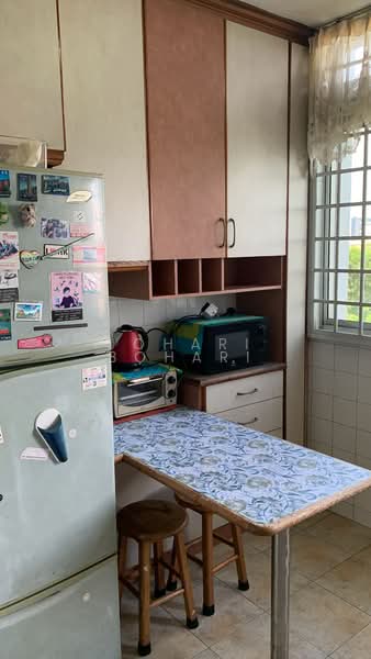 161 Yung Ping Road, 161 Yung Ping Road, 3 Bedrooms, 1,550 sqft, HDB Flat For Rent, by Johari Bohari, 25500101 - PropertyGuru.com.sg