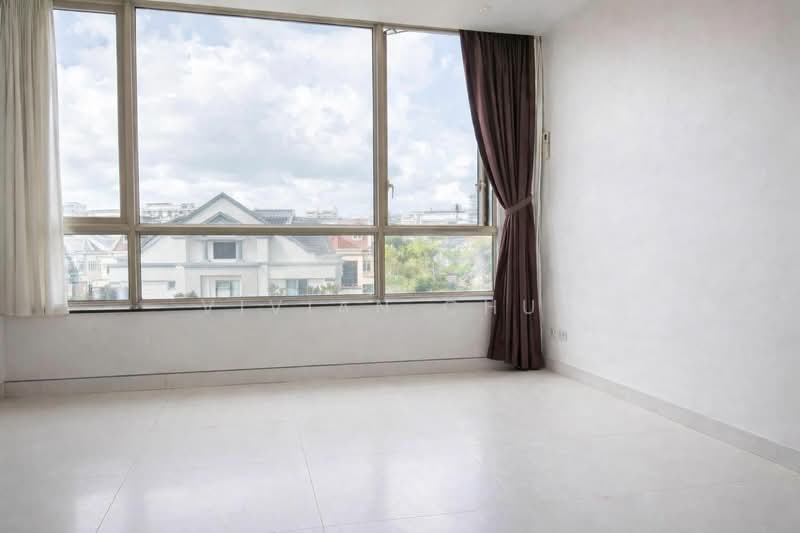 Fontaine Parry, Poh Huat Road West, 2 Bedrooms, 850 sqft, Condominium For Sale, by Vivian Chua, 25500336 - PropertyGuru.com.sg