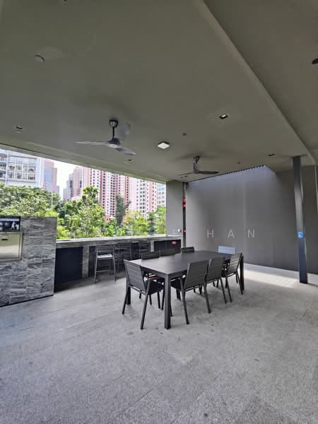 Irwell Hill Residences, 6 Irwell Hill, 2 Bedrooms, 603 sqft, Condominium For Rent, by Johnnie Han, 25500455 - PropertyGuru.com.sg