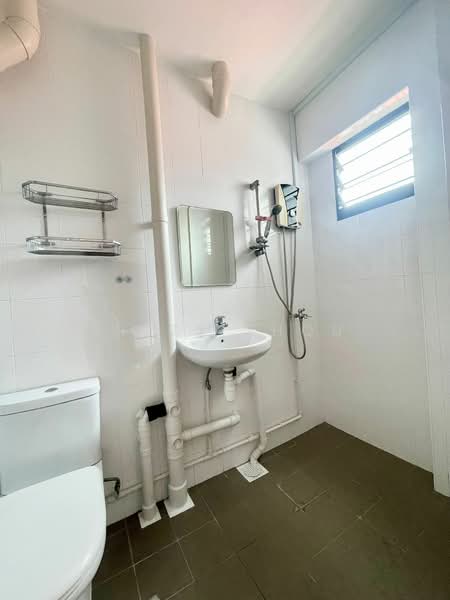 For Rent - 308 Jurong East Street 32