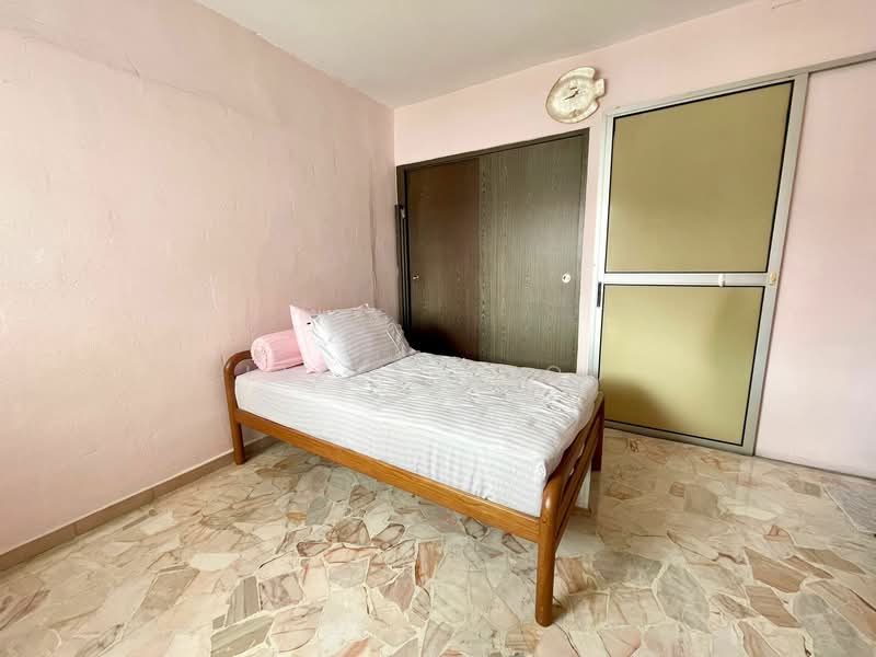 For Rent - 308 Jurong East Street 32