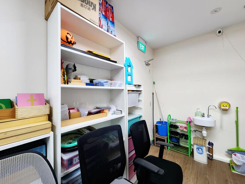 21 Ghim Moh Road, 21 Ghim Moh Road, Tanglin / Holland / Bukit Timah, 200 sqft, Shop / Shophouse For Rent, by Melvin Lo, 25501421 - CommercialGuru.com.sg
