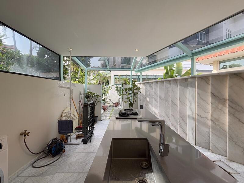 Shophouse with luxurious & natural charm for rent, , 2 Bedrooms, 1,600 sqft, Shophouse For Rent, by Rachel Tan, 25502127 - PropertyGuru.com.sg