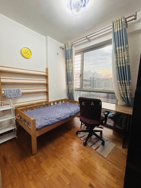 FLO Residence, 7 Punggol Field Walk, 3 Bedrooms, 926 sqft, Condominium For Rent, by Claire Kang, 25502198 - PropertyGuru.com.sg