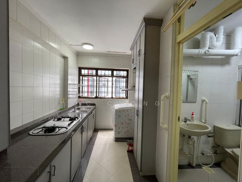 267 Toh Guan Road, 267 Toh Guan Road, 3 Bedrooms, 1,302 sqft, HDB Flat For Rent, by KC Chong, 25502345 - PropertyGuru.com.sg