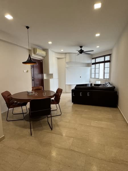Pinetree Condo, 28 Balmoral park, 3 Bedrooms, 1,206 sqft, Condominium For Rent, by Ruby Lee, 25502390 - PropertyGuru.com.sg
