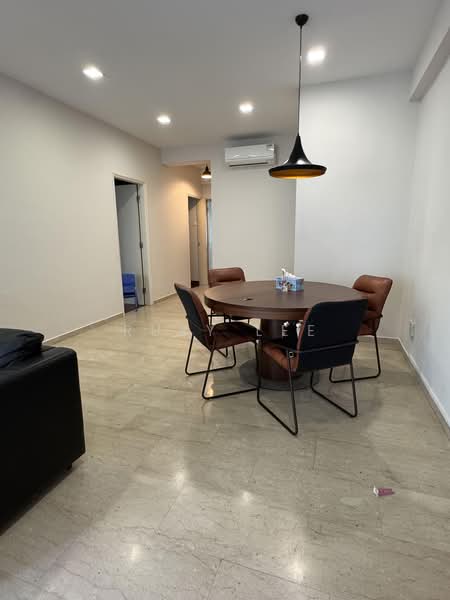 Pinetree Condo, 28 Balmoral park, 3 Bedrooms, 1,206 sqft, Condominium For Rent, by Ruby Lee, 25502390 - PropertyGuru.com.sg