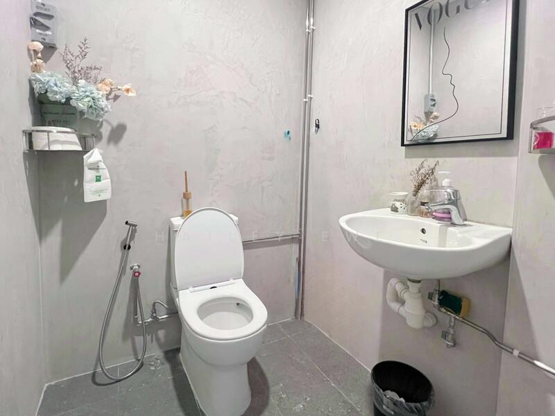 Liang Seah Place, 1 Liang Seah Street, 120 sqft, Shop / Shophouse For Rent, by Hailey Ewe, 25502740 - CommercialGuru.com.sg