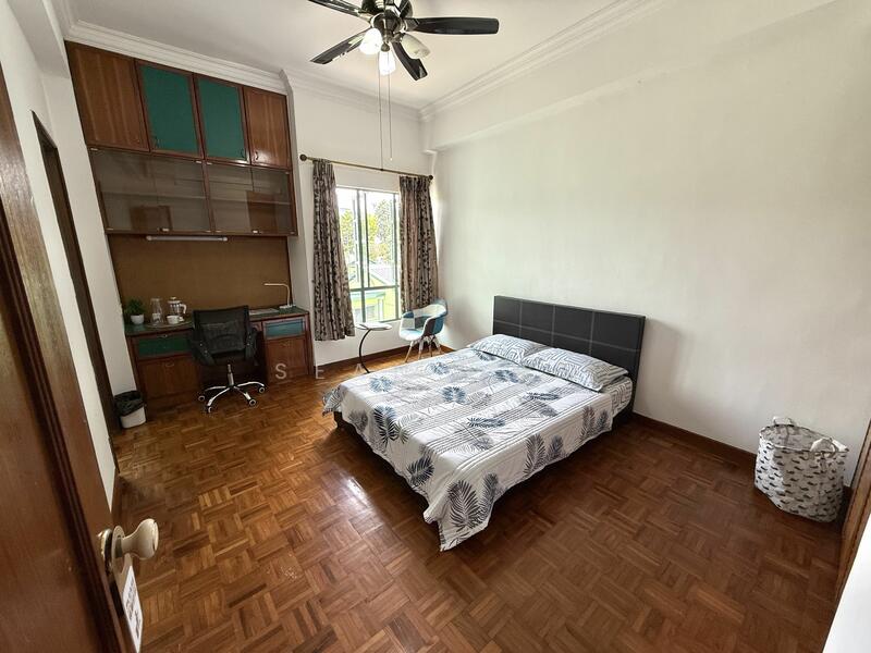 For Rent - Gold Coast Condo