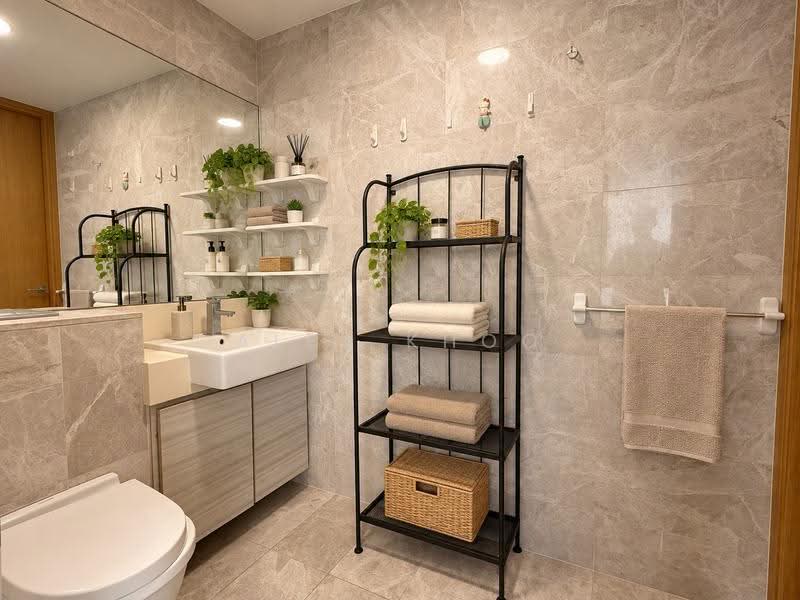 6 Derbyshire, 6 Derbyshire Road, Newton / Novena, 2 Bedrooms, 829 sqft, Condominium For Sale, by Alex Khoo, 25503721 - Bathroom - PropertyGuru.com.sg