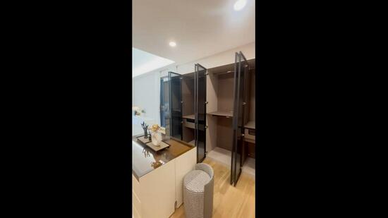 FERNHILL ROAD, Freehold Detached Bungalow for Sale