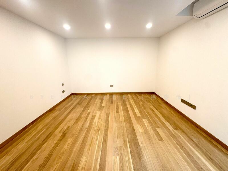 BRENDA ZEE 9450*9938 ✧ Exquisite Detached Bungalow in D10 ✧ Within 1km to SCGS, Fernhill Road, call Brenda Zee 94509938 to enquire, 6 Bedrooms, 7,942 sqft, Detached House For Sale, by Brenda Zee (徐黎倫), 25503848 - FERNHILL ROAD, Freehold Detached Bungalow for Sale - PropertyGuru.com.sg