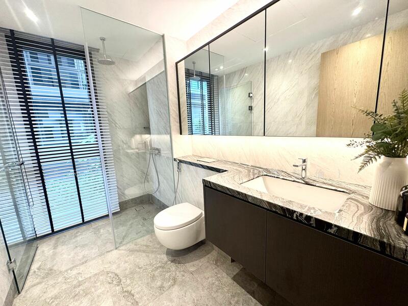 BRENDA ZEE 9450*9938 ✧ Exquisite Detached Bungalow in D10 ✧ Within 1km to SCGS, Fernhill Road, call Brenda Zee 94509938 to enquire, 6 Bedrooms, 7,942 sqft, Detached House For Sale, by Brenda Zee (徐黎倫), 25503848 - FERNHILL ROAD, Freehold Detached Bungalow for Sale - PropertyGuru.com.sg