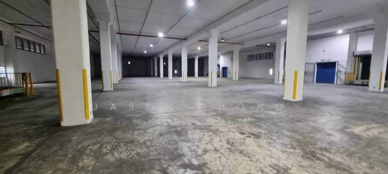 Warehouse, Standalone, Penjuru, ~$1.20psf, High Ceiling, Loading Bays, Warehouse, Boon Lay / Jurong / Tuas, 195,000 sqft, Warehouse For Rent, by Jason Chong, 25504488 - CommercialGuru.com.sg