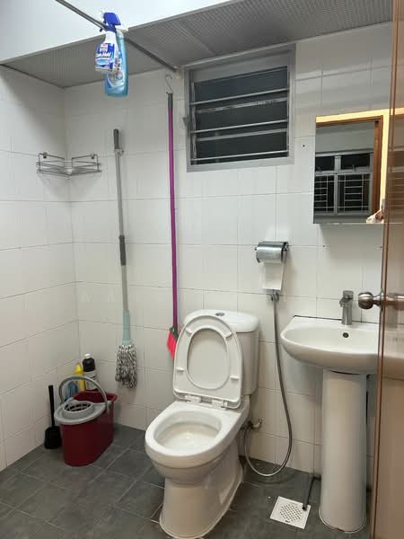 463B Sembawang Drive, 463B Sembawang Drive, Room Rental, 100 sqft, HDB Flat For Rent, by Aaron Chia, 25504699 - PropertyGuru.com.sg