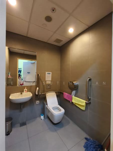 Oxley Tower, 138 Robinson Road, 990 sqft, Other Retail For Rent, by Kelly Sutina Tan, 25504985 - CommercialGuru.com.sg
