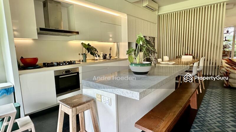 Open Kitchen