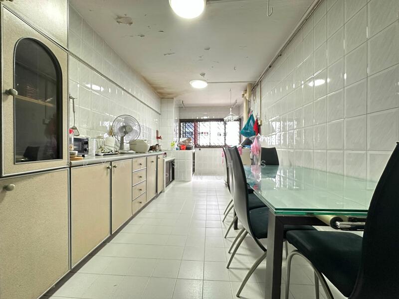 For Sale - 231 Ang Mo Kio Avenue 3