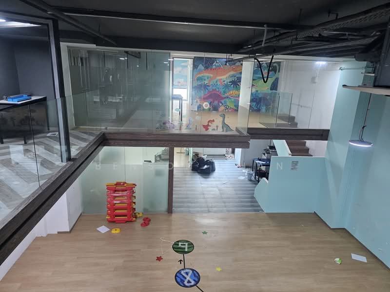 Interlocal Centre, 100G Pasir Panjang Road, 1,700 sqft, Light Industrial (B1) For Rent, by Benson Chan, 25505682 - CommercialGuru.com.sg