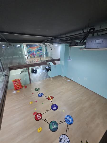 Interlocal Centre, 100G Pasir Panjang Road, 1,700 sqft, Light Industrial (B1) For Rent, by Benson Chan, 25505682 - CommercialGuru.com.sg