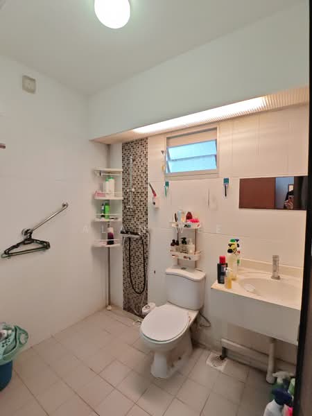 524A Tampines Central 7, 524A Tampines Central 7, 3 Bedrooms, 1,216 sqft, HDB Flat For Sale, by Alan Wee, 25506592 - PropertyGuru.com.sg