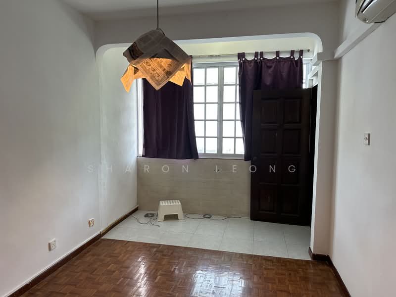 Corner Terrace near Kembangan MRT, Jalan Sentosa, 5 Bedrooms, 3,000 sqft, Terraced House For Rent, by Sharon Leong, 25506692 - PropertyGuru.com.sg